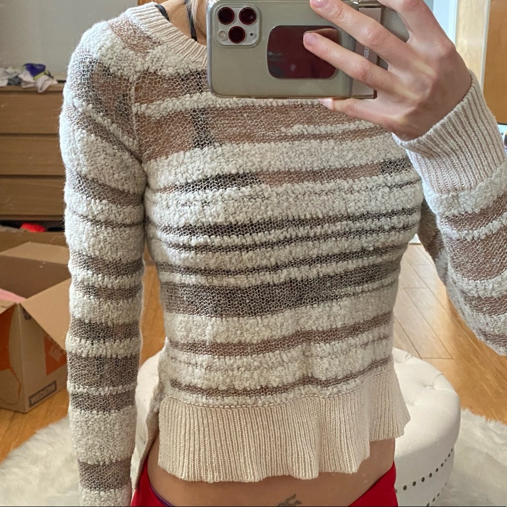 BCBG Maxazria. Sweater XXS